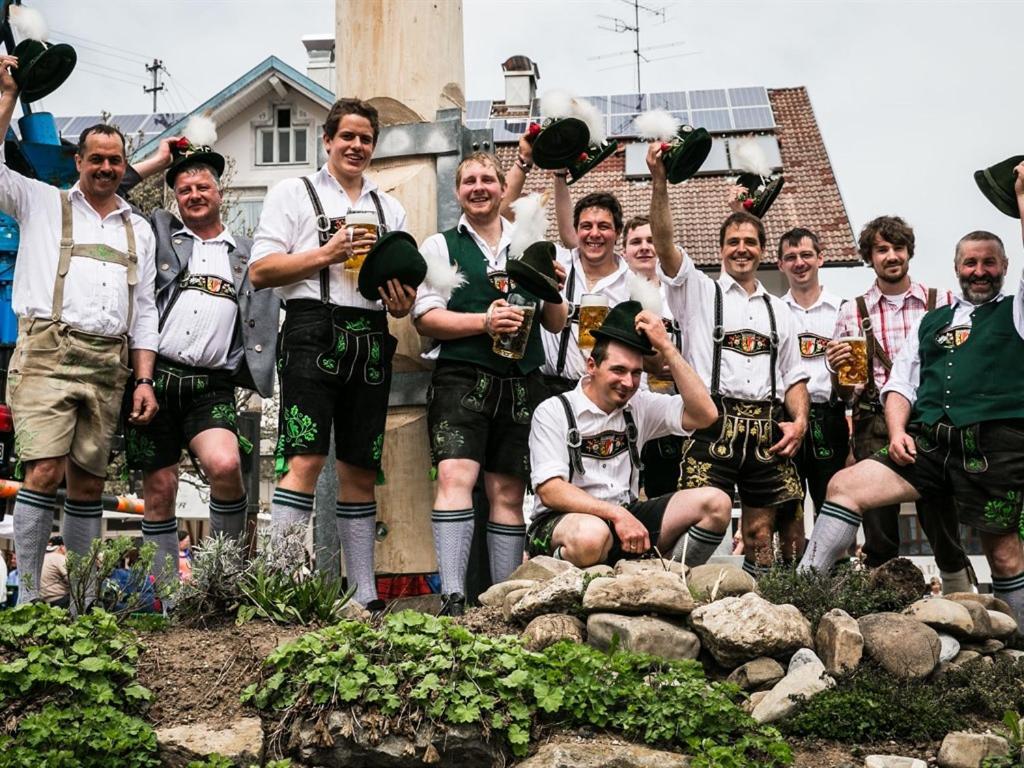 Gasthof Zum Hirsch Görisried Buitenkant foto